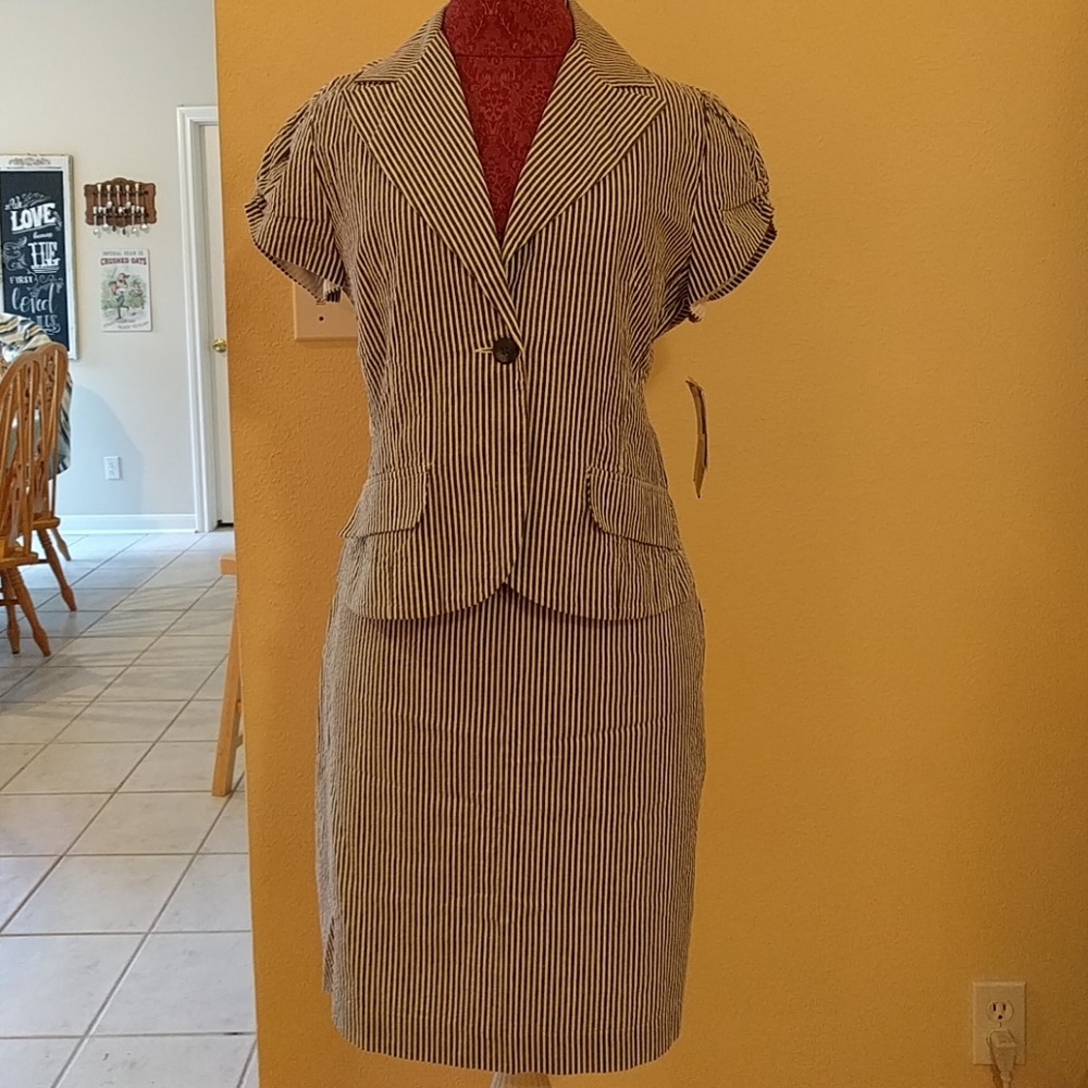 NWT Black & white striped jacket & skirt